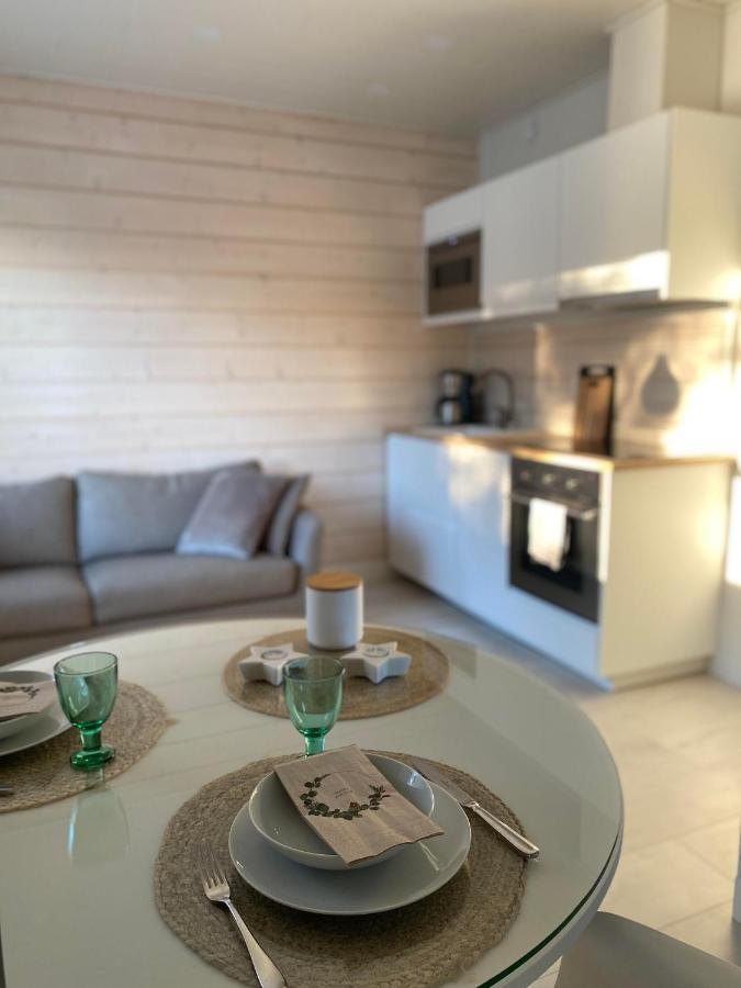Appartamento Ihana Asunto - The Nest With Sauna In Vaasa Esterno foto