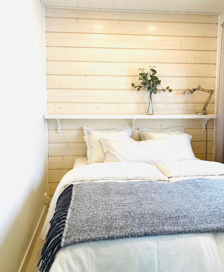 Appartamento Ihana Asunto - The Nest With Sauna In Vaasa Esterno foto